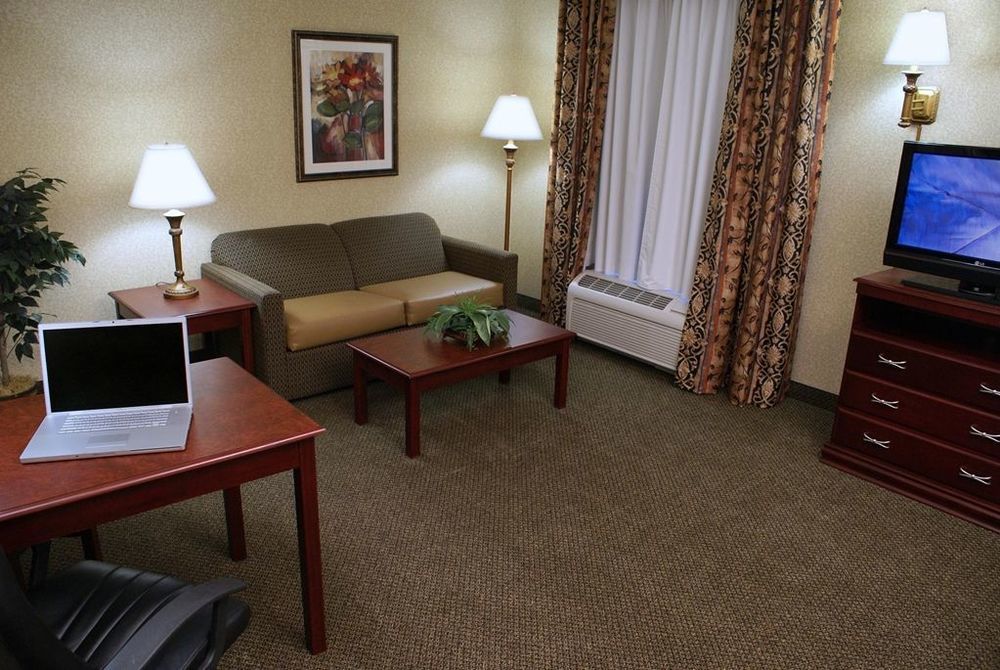 Hampton Inn & Suites Toledo-Perrysburg Rossford Kamer foto