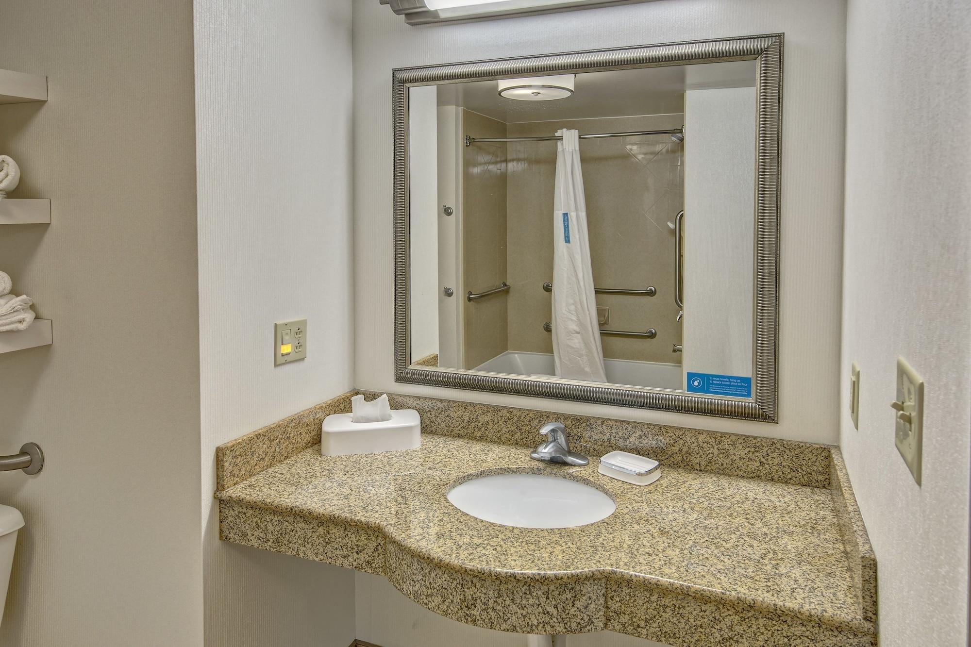 Hampton Inn & Suites Toledo-Perrysburg Rossford Buitenkant foto