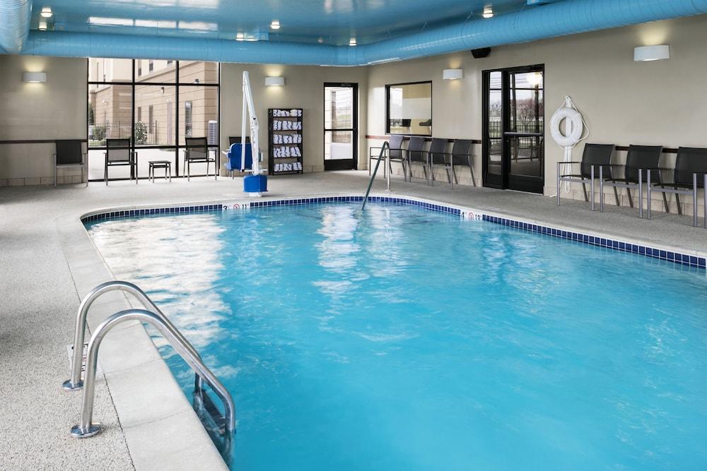 Hampton Inn & Suites Toledo-Perrysburg Rossford Buitenkant foto