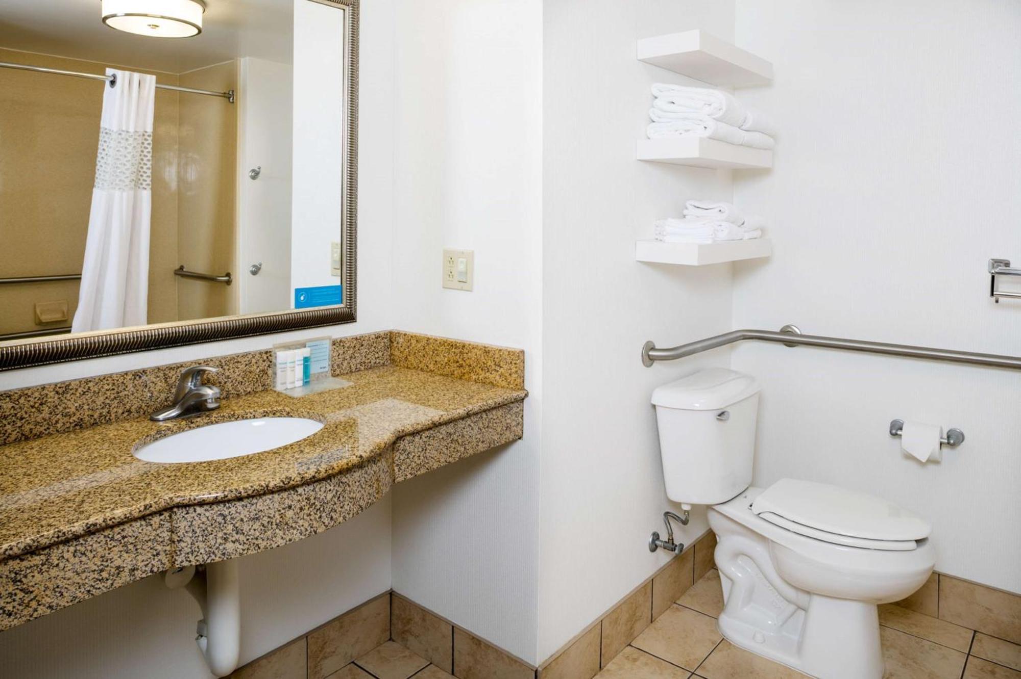 Hampton Inn & Suites Toledo-Perrysburg Rossford Buitenkant foto