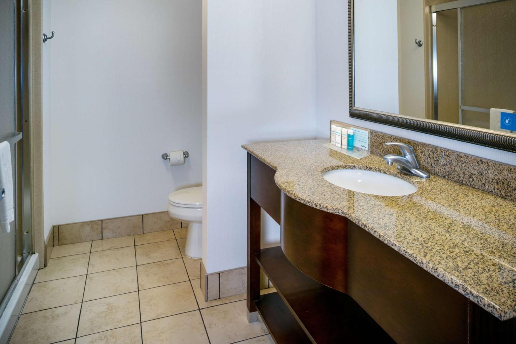 Hampton Inn & Suites Toledo-Perrysburg Rossford Buitenkant foto