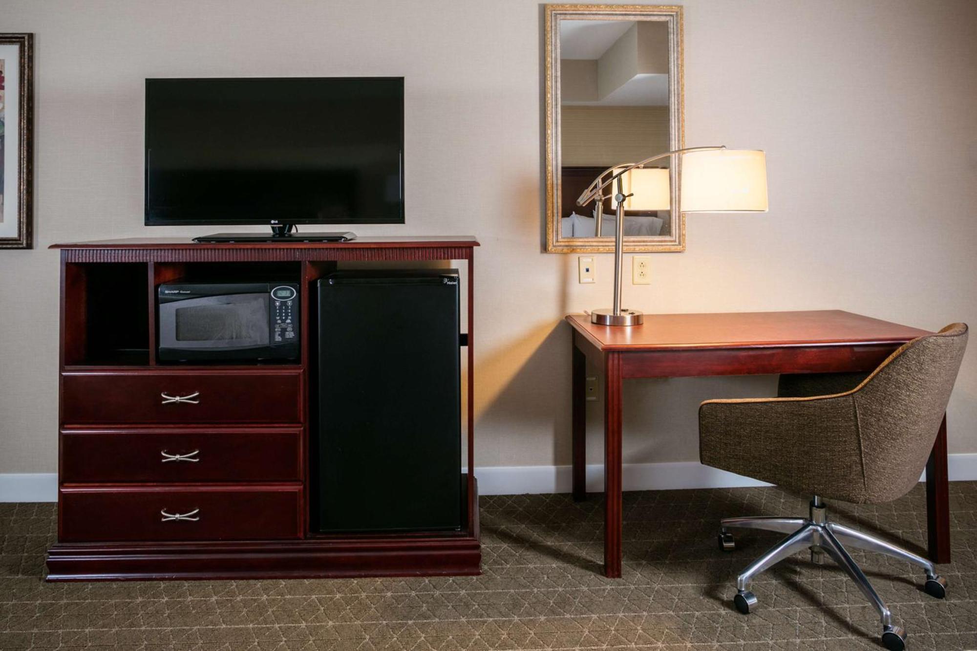 Hampton Inn & Suites Toledo-Perrysburg Rossford Buitenkant foto